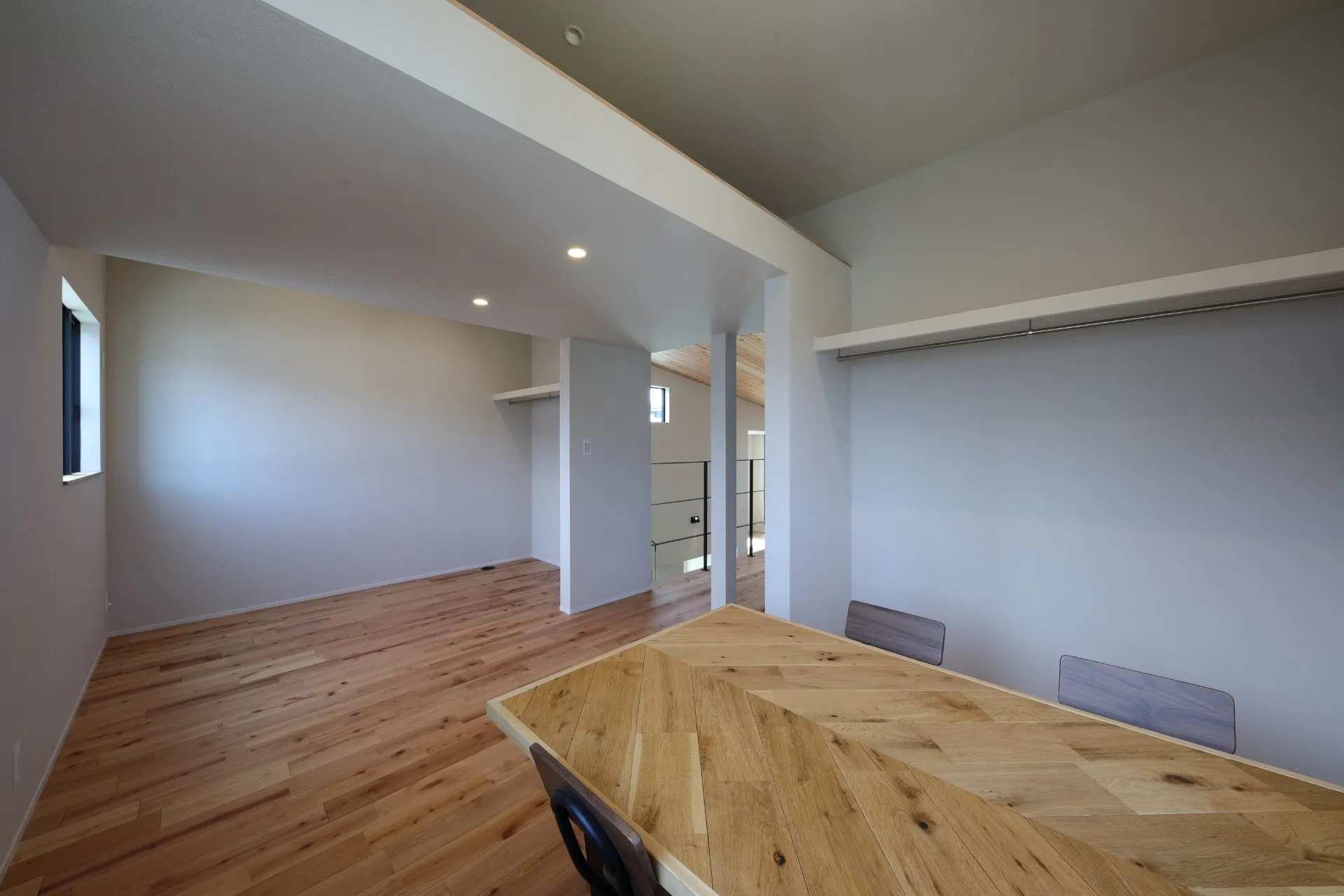 スキップフロアが生み出す、立体的に暮らす家