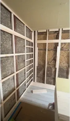 施工中